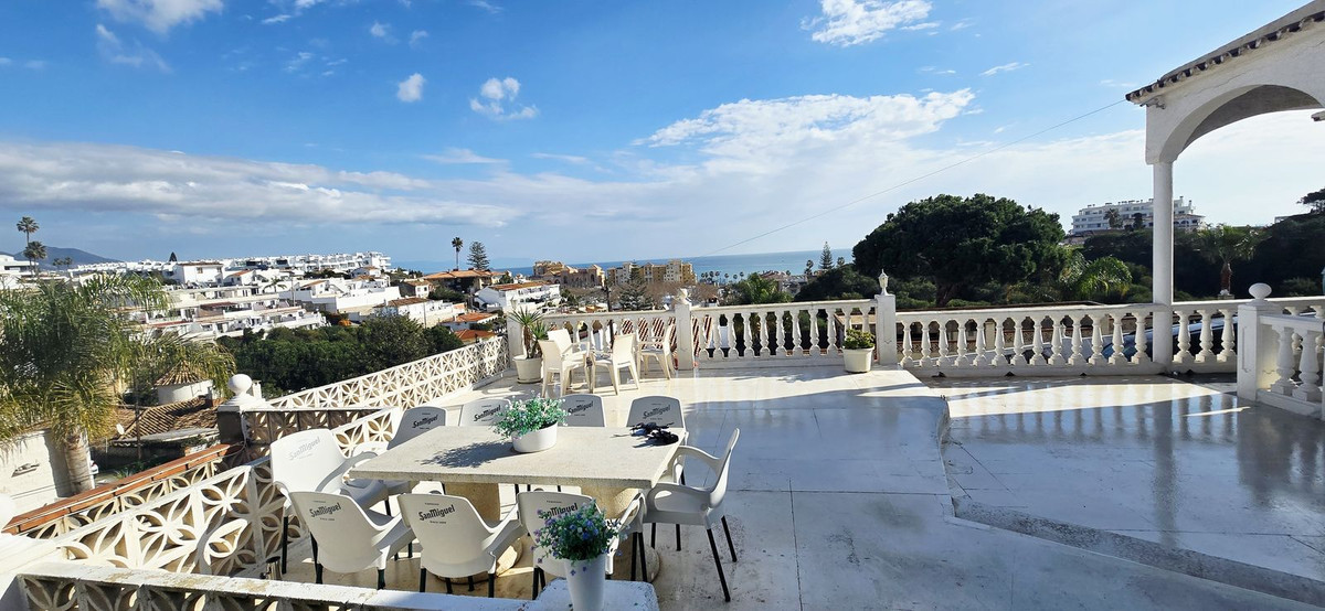 Se vende Villa - Chalet de 7 dormitorios en Costa Del Sol, Málaga, España