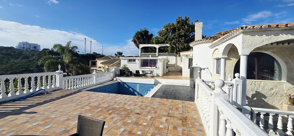 Se vende Villa - Chalet de 7 dormitorios en Costa Del Sol, Málaga, España
