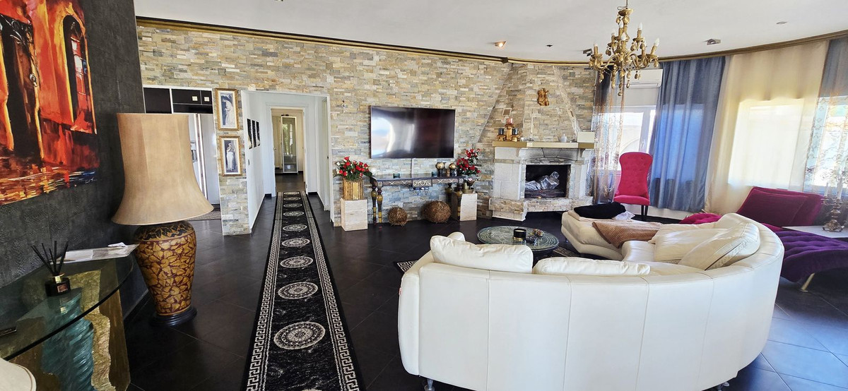 Se vende Villa - Chalet de 7 dormitorios en Costa Del Sol, Málaga, España