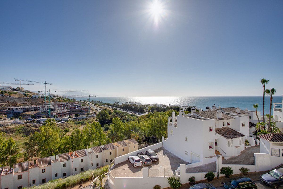 1 Bed Apartment for sale in Casares Playa Costa Del Sol, Málaga, Spain