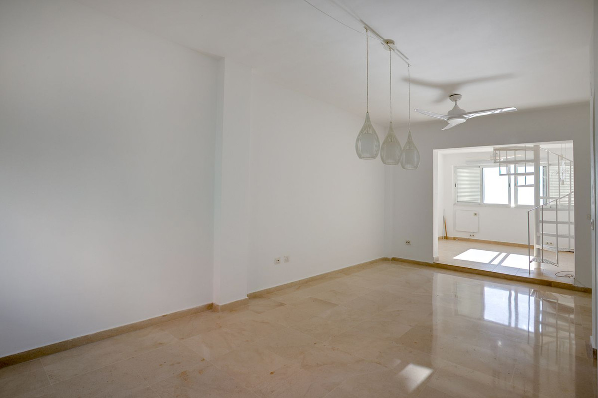 1 Bed Apartment for sale in Casares Playa Costa Del Sol, Málaga, Spain