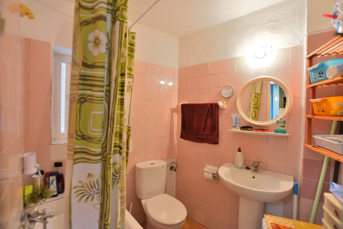 Se vende Pareada de 3 dormitorios en Costa Del Sol, Málaga, España