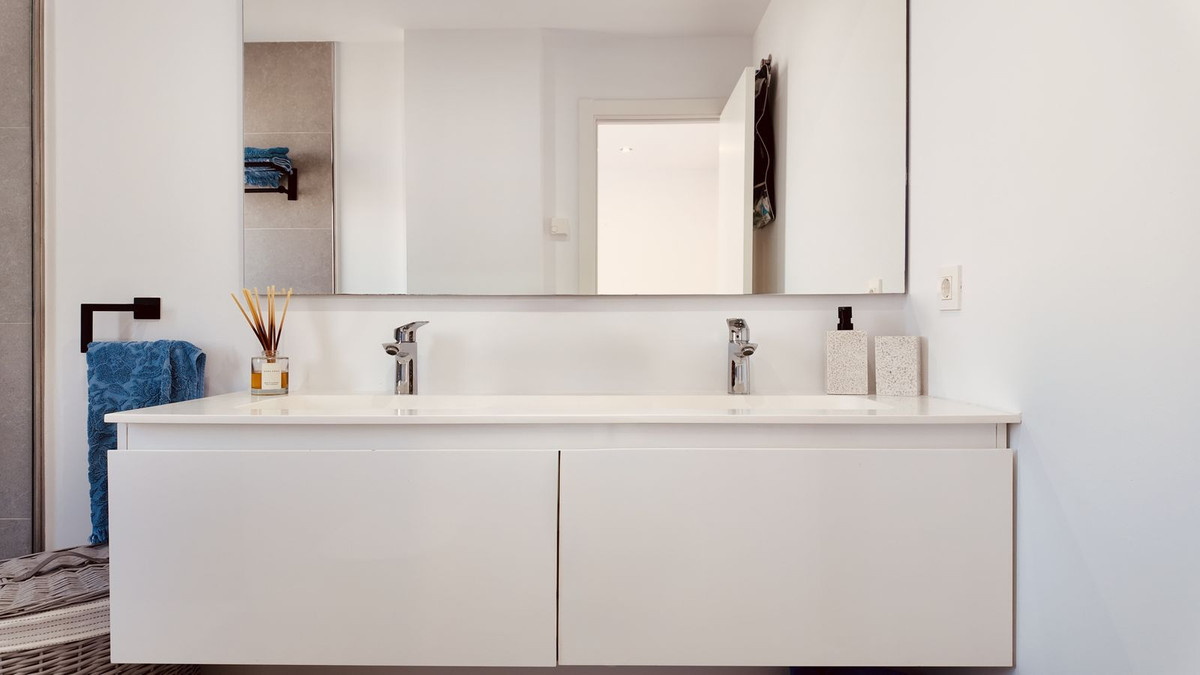 4 Bed Townhouse for sale in New Golden Mile Costa Del Sol, Málaga, Spain