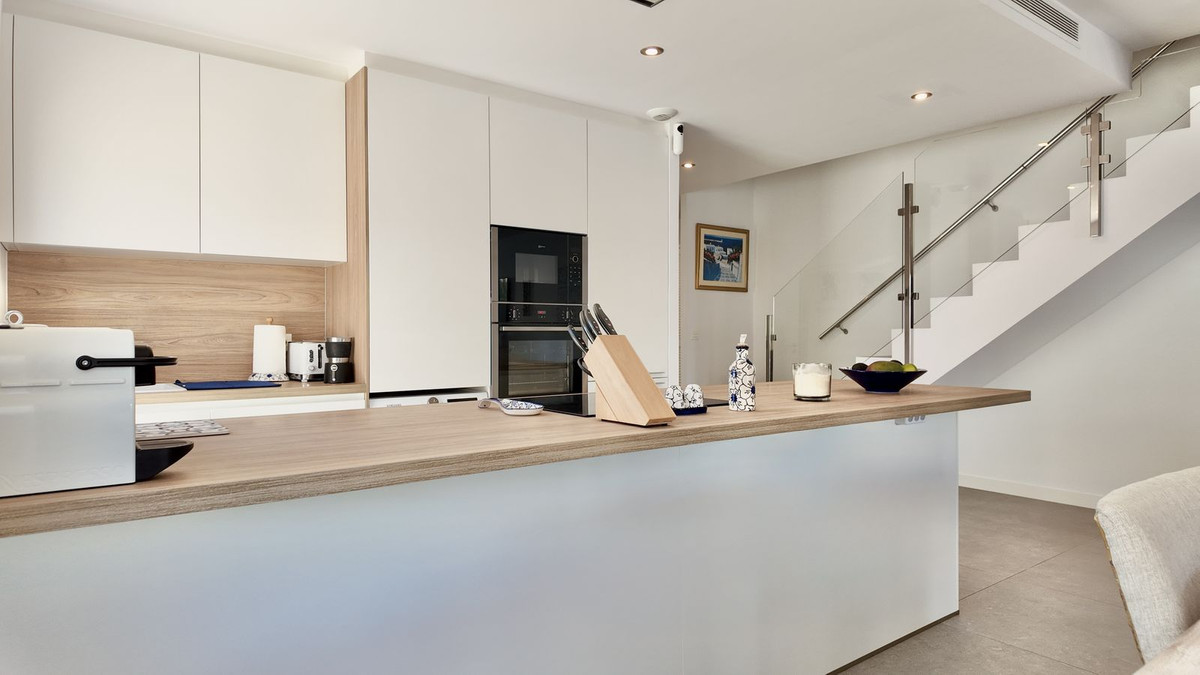 4 Bed Townhouse for sale in New Golden Mile Costa Del Sol, Málaga, Spain