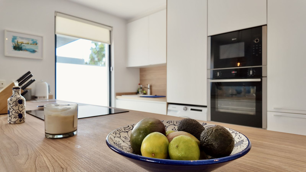 4 Bed Townhouse for sale in New Golden Mile Costa Del Sol, Málaga, Spain
