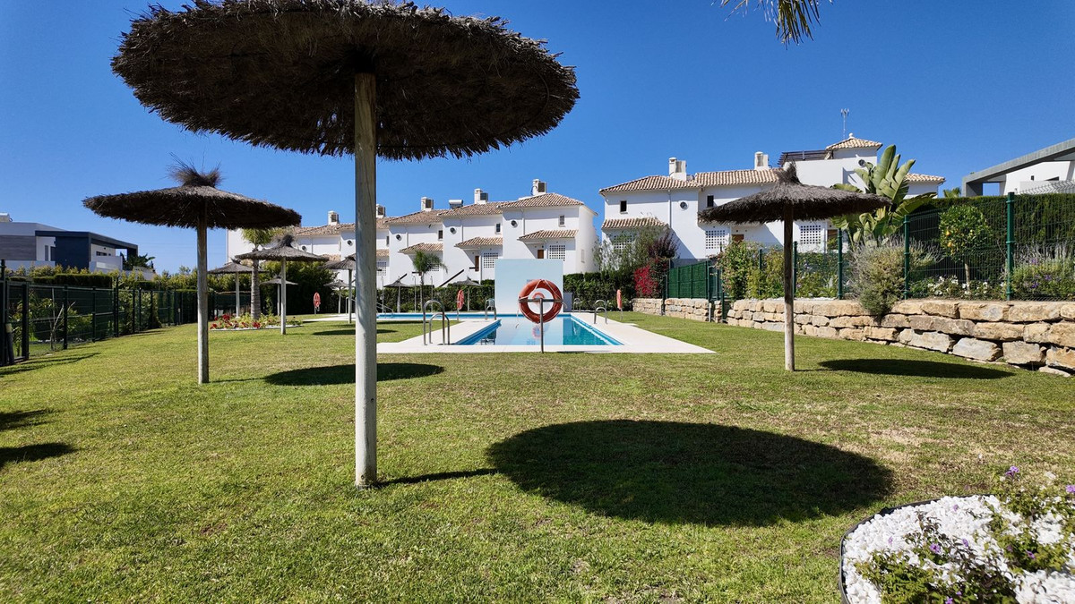 4 Bed Townhouse for sale in New Golden Mile Costa Del Sol, Málaga, Spain