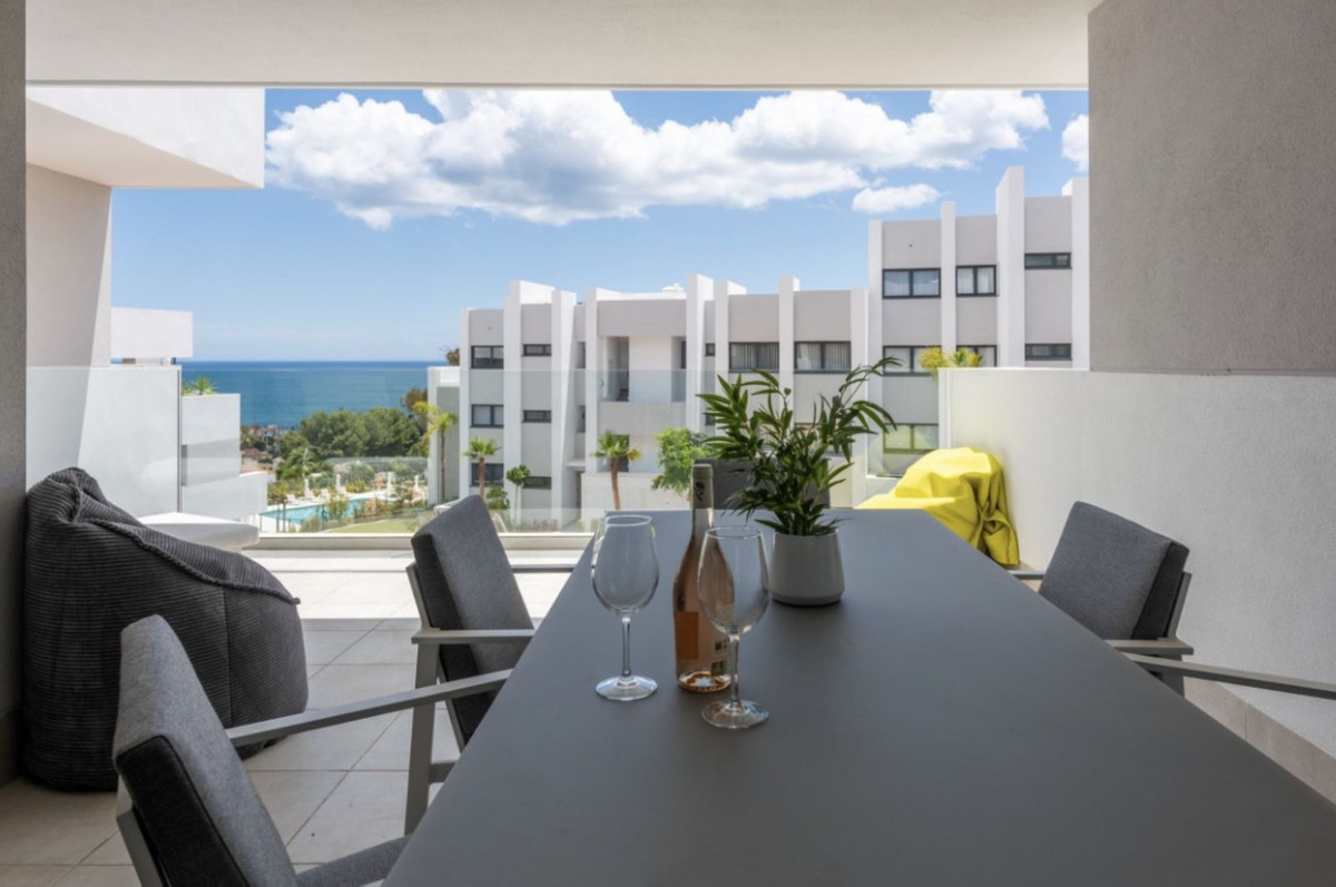 Se vende Apartamento Planta Media de 2 dormitorios en Costa Del Sol, Málaga, España