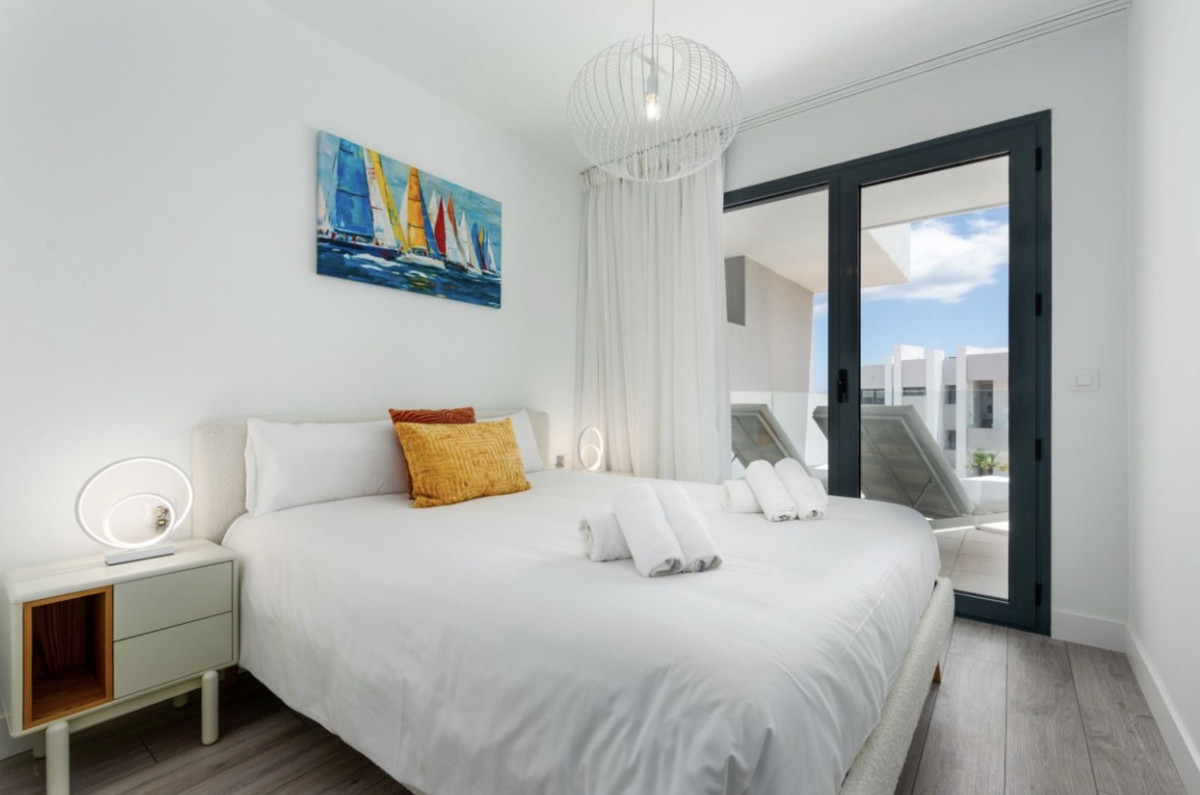 Se vende Apartamento Planta Media de 2 dormitorios en Costa Del Sol, Málaga, España