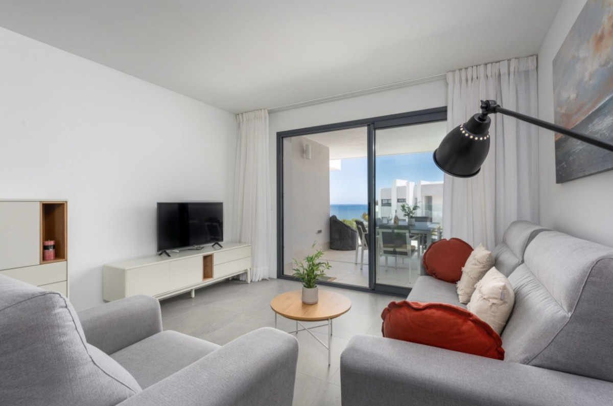 Se vende Apartamento Planta Media de 2 dormitorios en Costa Del Sol, Málaga, España