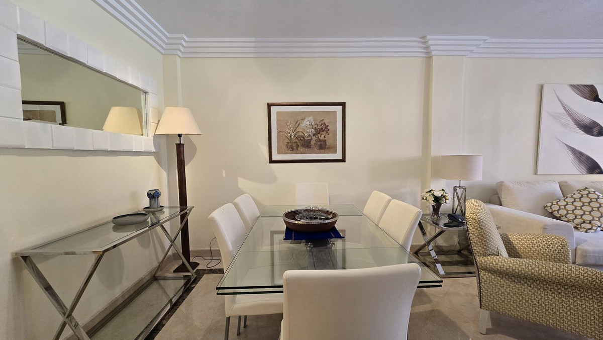Se vende Apartamento Planta Baja de 2 dormitorios en Costa Del Sol, Málaga, España