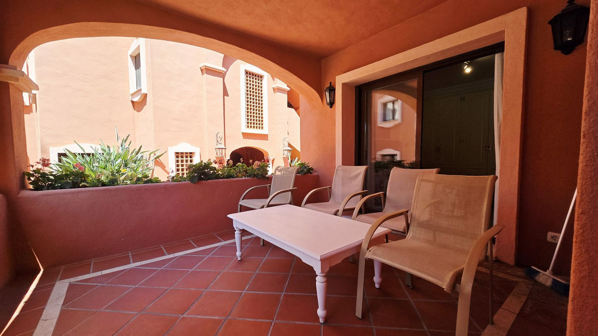 Se vende Apartamento Planta Baja de 2 dormitorios en Costa Del Sol, Málaga, España