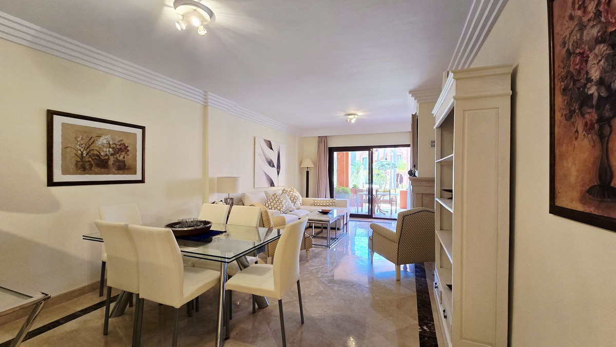 Se vende Apartamento Planta Baja de 2 dormitorios en Costa Del Sol, Málaga, España