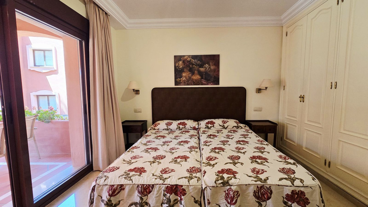 Se vende Apartamento Planta Baja de 2 dormitorios en Costa Del Sol, Málaga, España