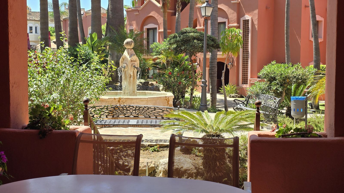 Se vende Apartamento Planta Baja de 2 dormitorios en Costa Del Sol, Málaga, España
