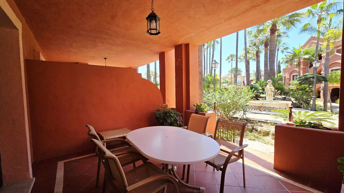 Se vende Apartamento Planta Baja de 2 dormitorios en Costa Del Sol, Málaga, España