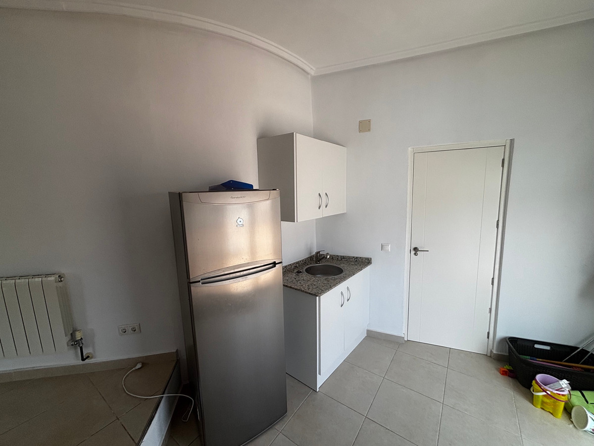 Se vende Villa - Chalet de 4 dormitorios en Costa Blanca, Alicante, España