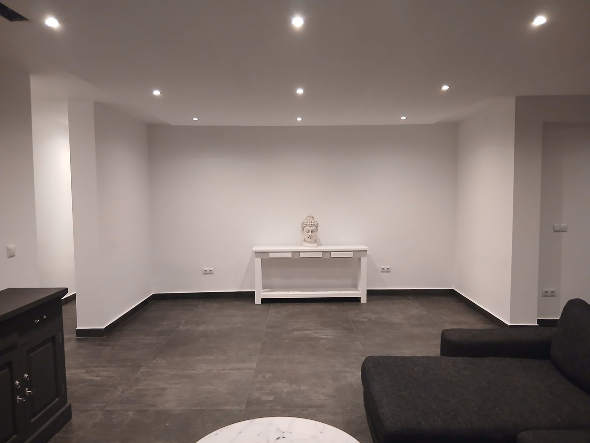 Se vende Villa - Chalet de 4 dormitorios en Costa Blanca, Alicante, España