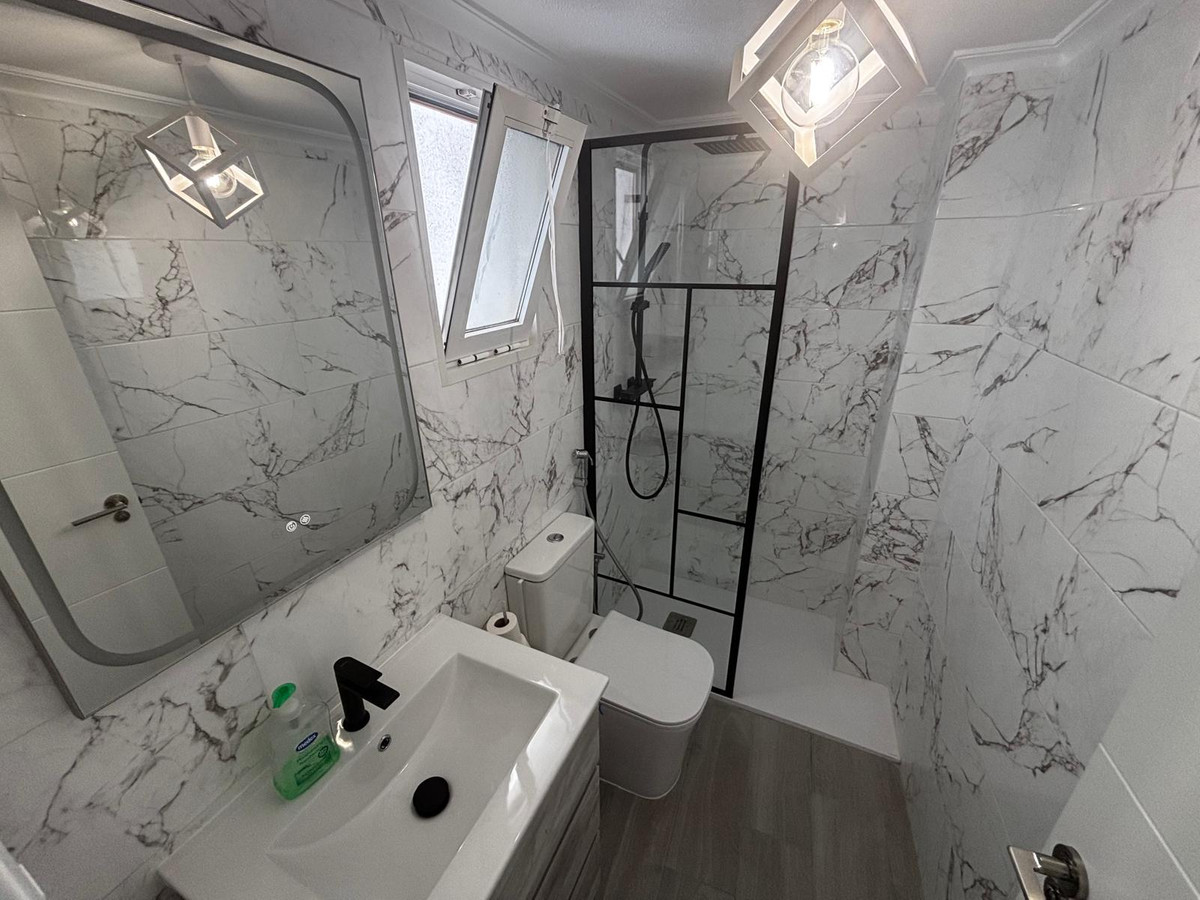 Se vende Apartamento Planta Baja de 2 dormitorios en Costa Blanca, Alicante, España