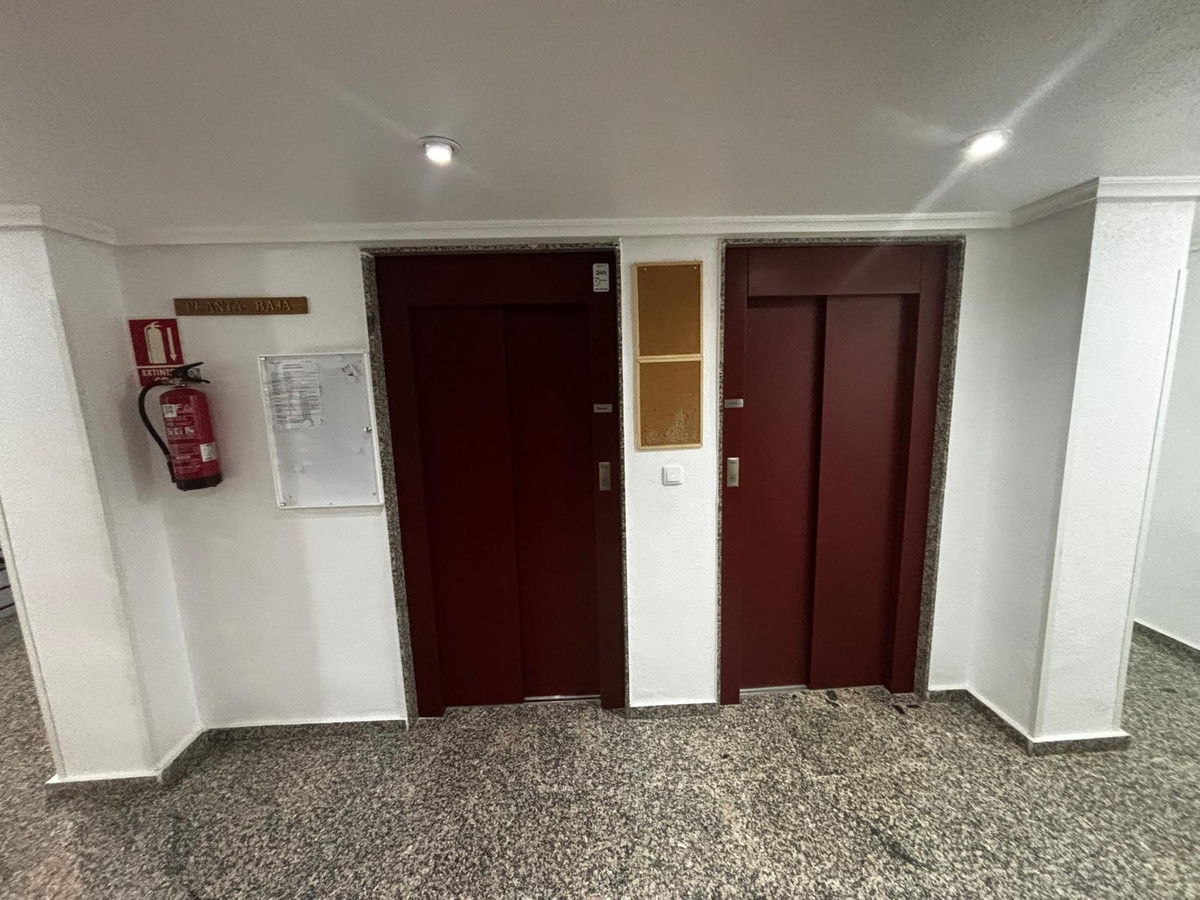 Se vende Apartamento Planta Baja de 2 dormitorios en Costa Blanca, Alicante, España
