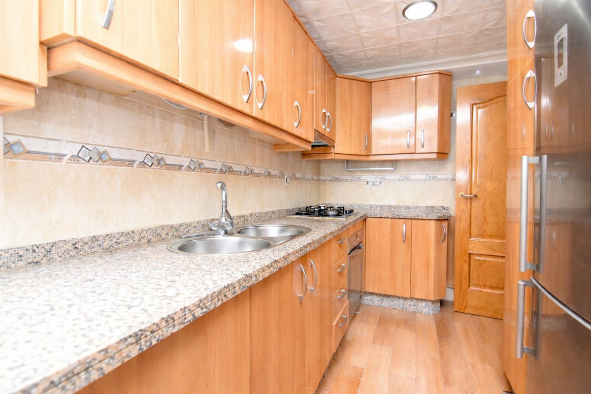 Se vende Apartamento Planta Media de 3 dormitorios en Costa Del Sol, Málaga, España