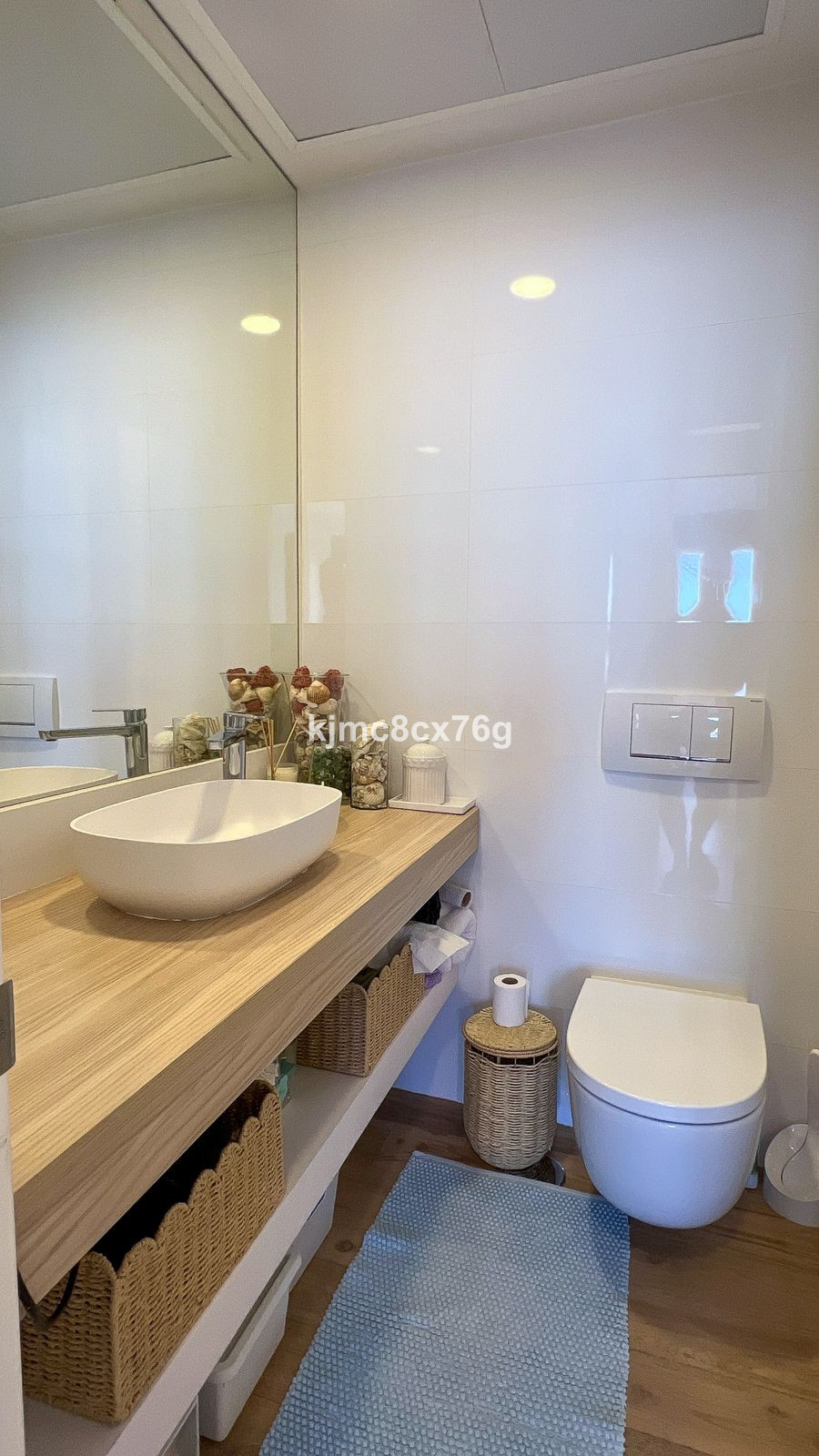 4 Bed Apartment for sale in Calahonda Costa Del Sol, Málaga, Spain