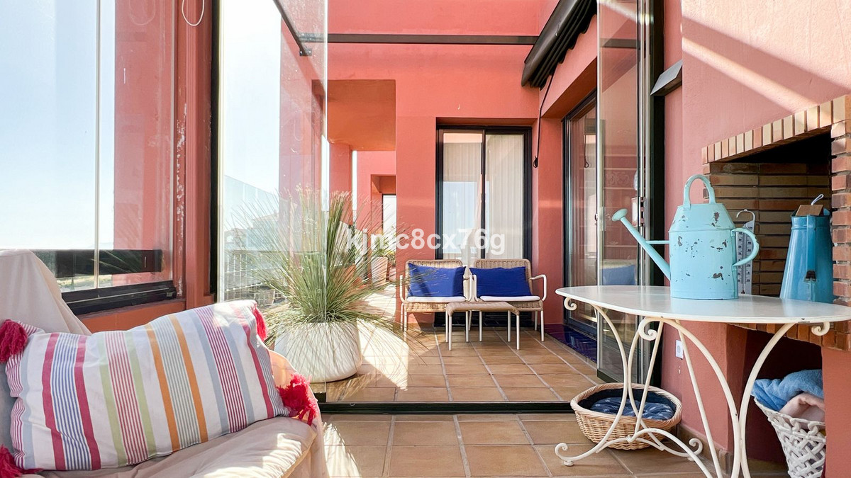 4 Bed Apartment for sale in Calahonda Costa Del Sol, Málaga, Spain