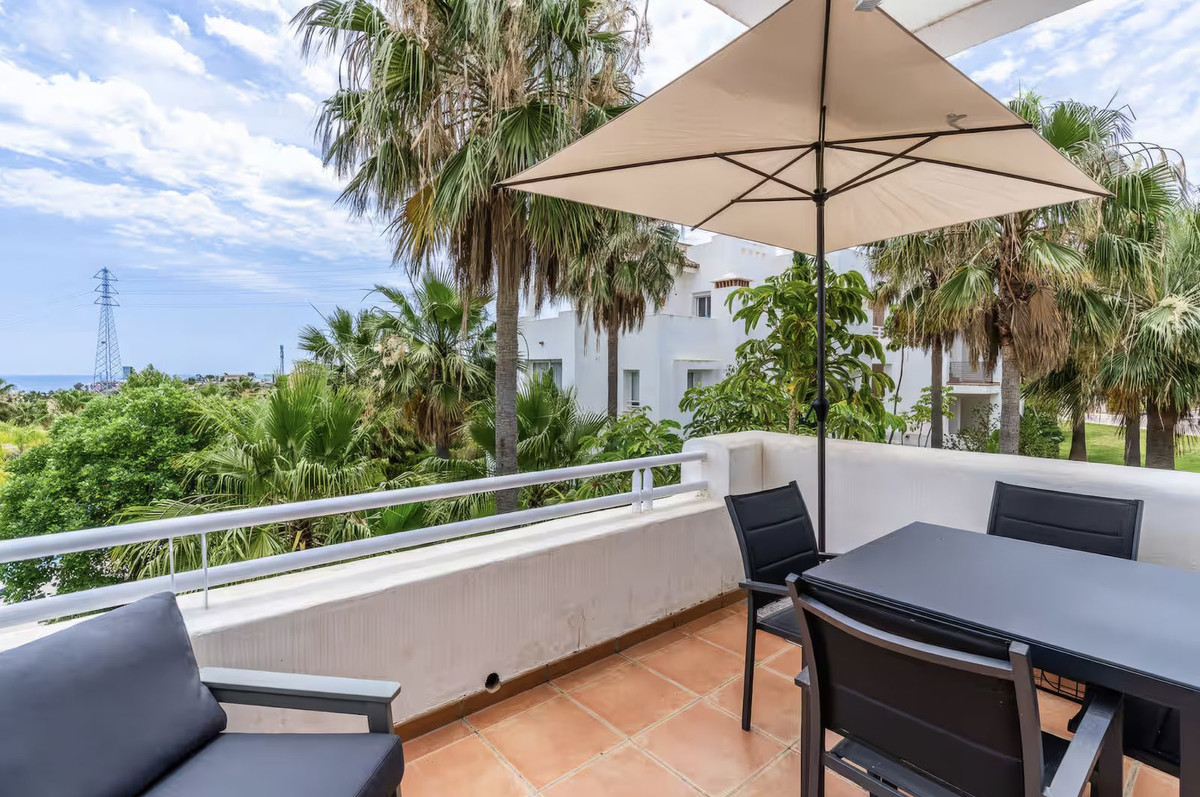 2 Bed Apartment for sale in Estepona Costa Del Sol, Málaga, Spain
