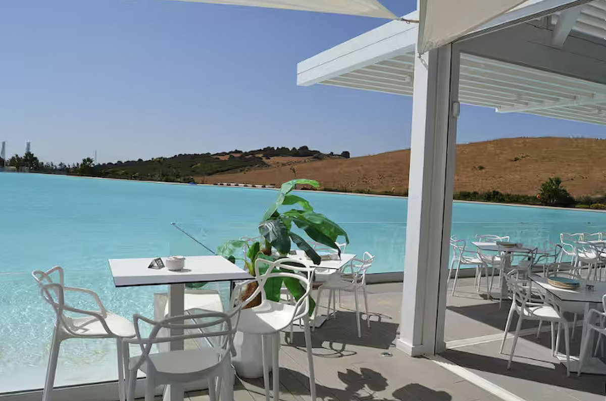 2 Bed Apartment for sale in Estepona Costa Del Sol, Málaga, Spain
