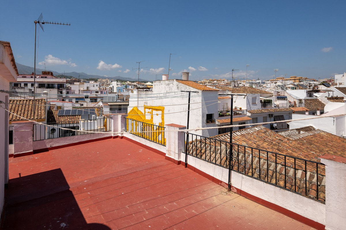 Se vende Apartamento Planta Media de 2 dormitorios en Costa Del Sol, Málaga, España