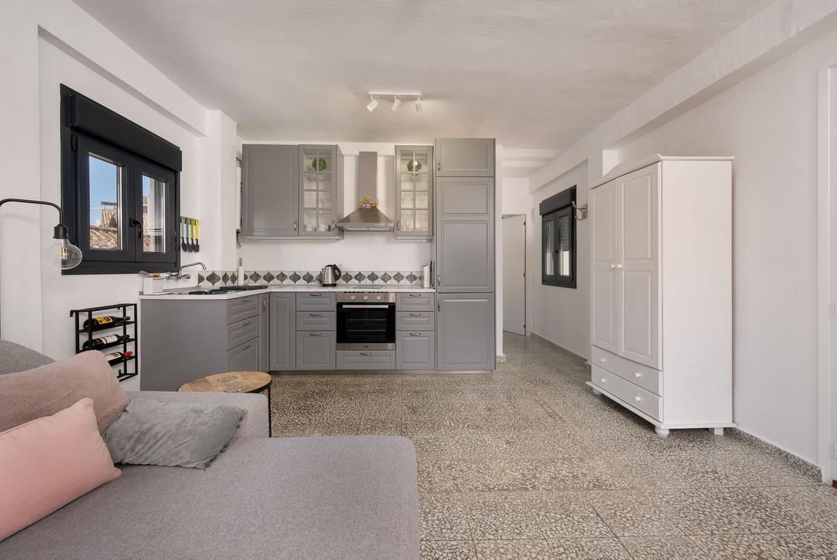 Se vende Apartamento Planta Media de 2 dormitorios en Costa Del Sol, Málaga, España