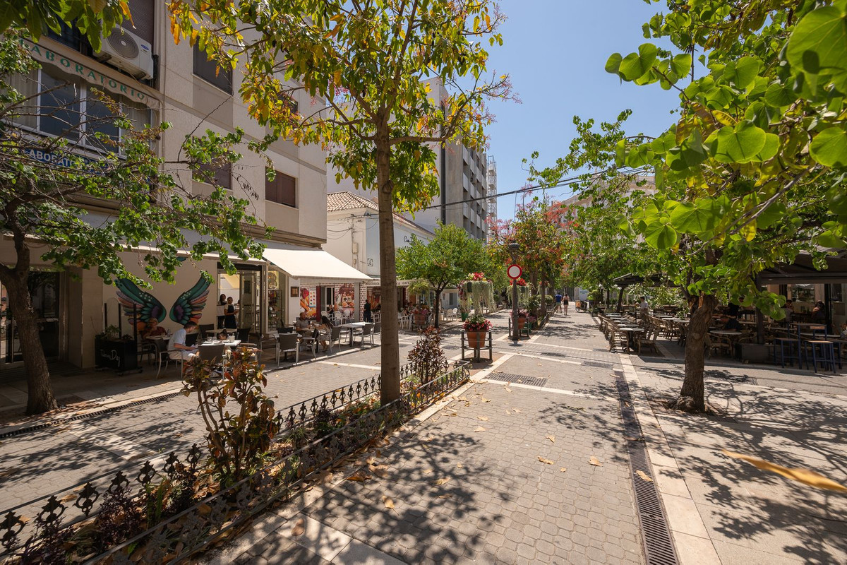 Se vende Apartamento Planta Media de 2 dormitorios en Costa Del Sol, Málaga, España