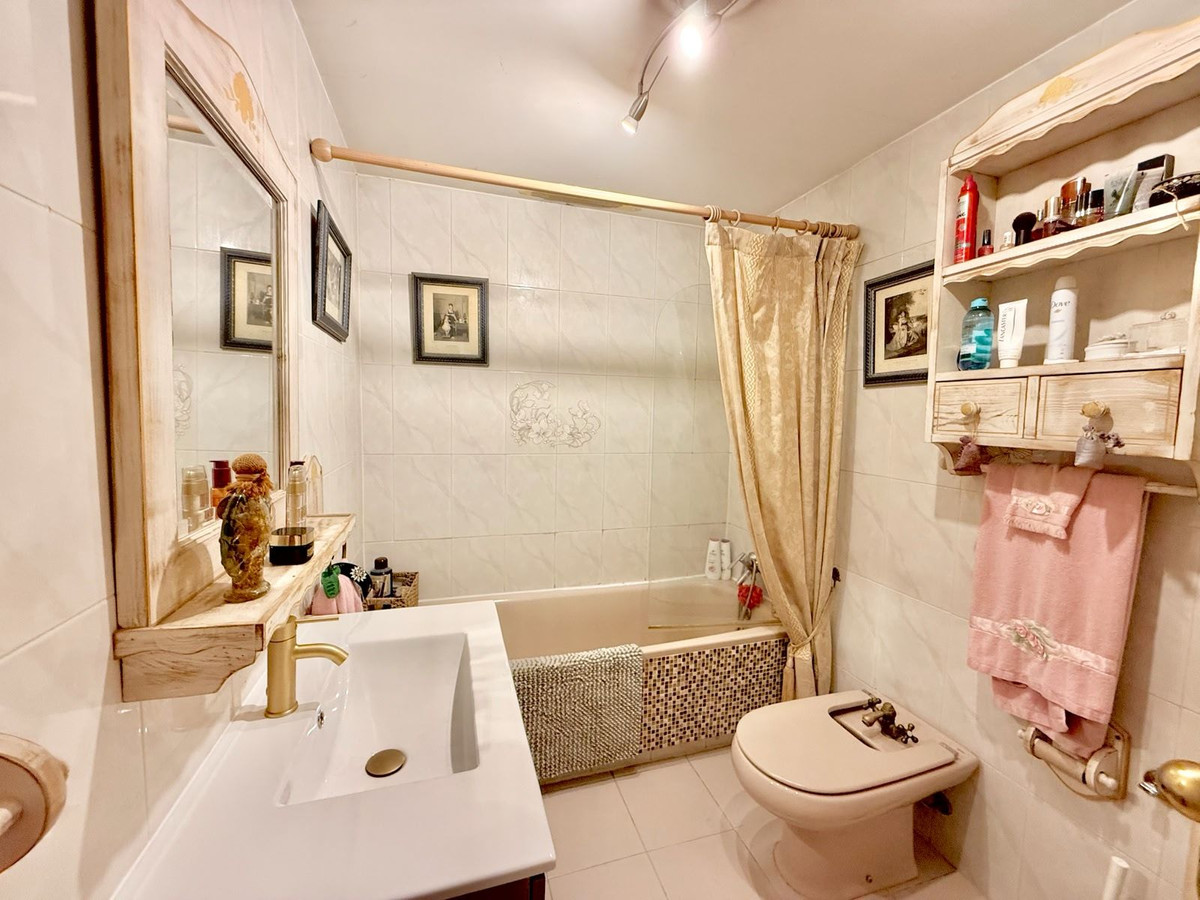 Se vende Adosada de 3 dormitorios en Costa Del Sol, Málaga, España