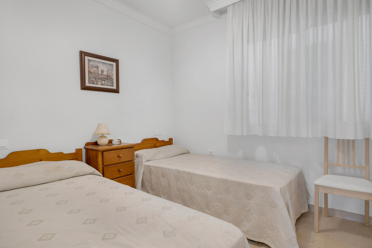 2 Bed Apartment for sale in Benalmadena Costa Costa Del Sol, Málaga, Spain