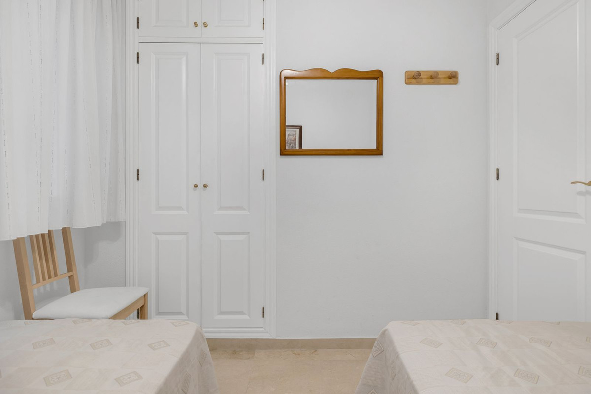 2 Bed Apartment for sale in Benalmadena Costa Costa Del Sol, Málaga, Spain