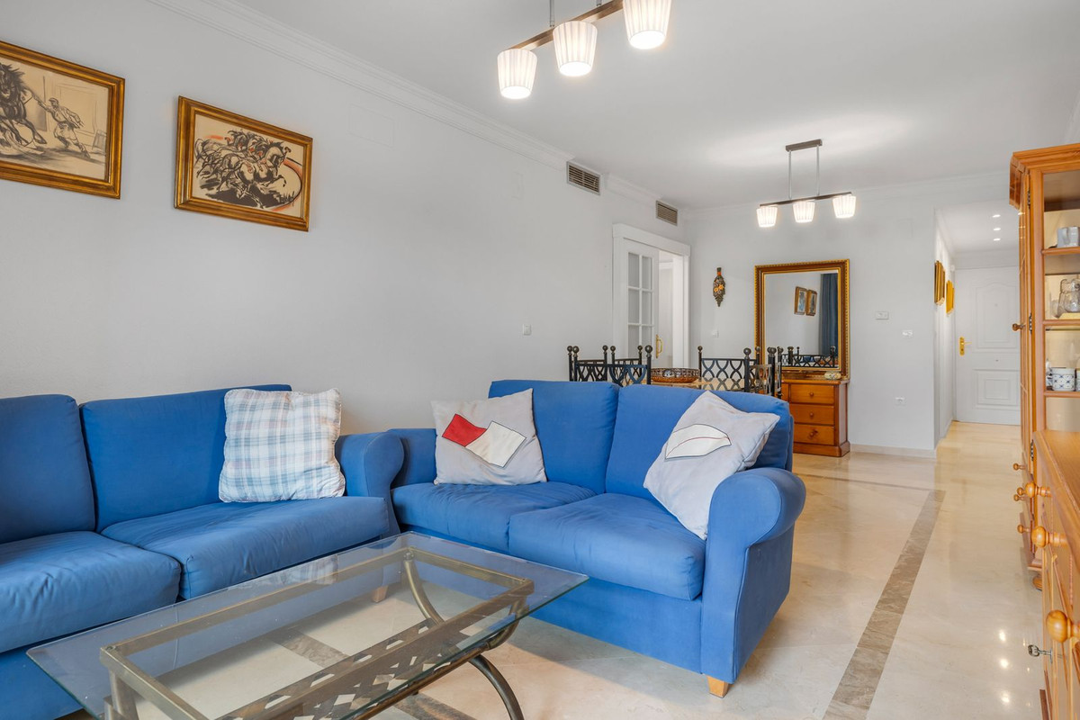 2 Bed Apartment for sale in Benalmadena Costa Costa Del Sol, Málaga, Spain