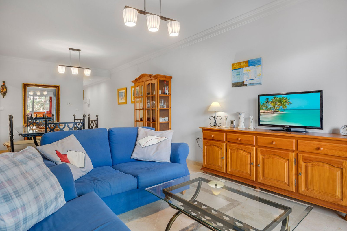 2 Bed Apartment for sale in Benalmadena Costa Costa Del Sol, Málaga, Spain