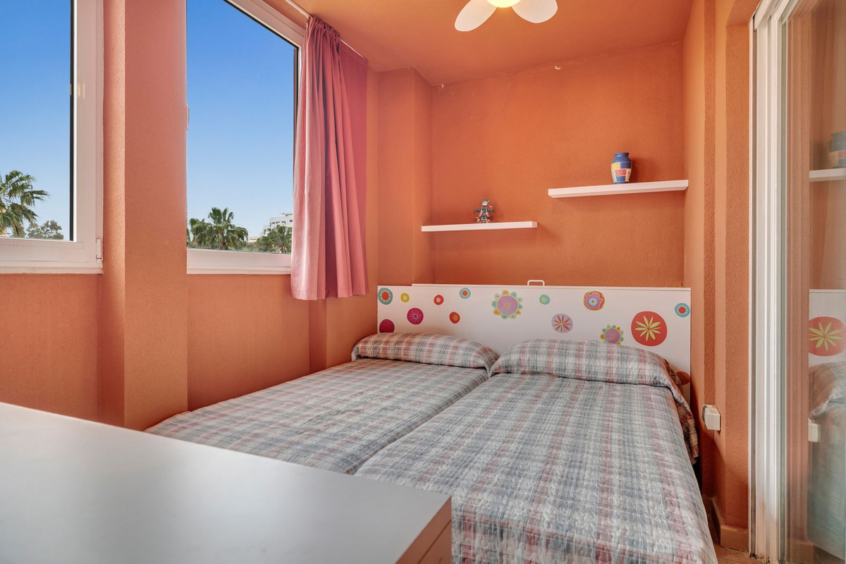2 Bed Apartment for sale in Benalmadena Costa Costa Del Sol, Málaga, Spain