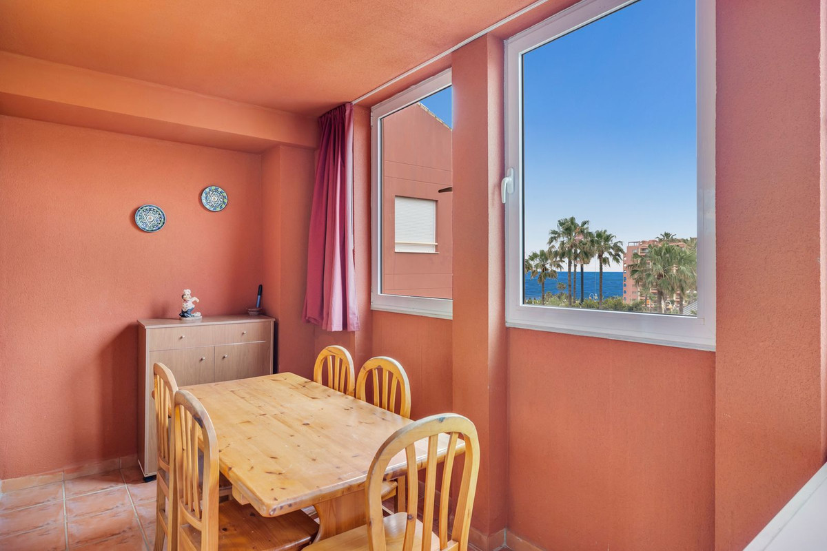 2 Bed Apartment for sale in Benalmadena Costa Costa Del Sol, Málaga, Spain