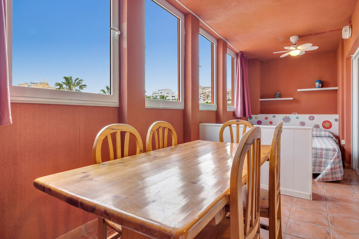 2 Bed Apartment for sale in Benalmadena Costa Costa Del Sol, Málaga, Spain