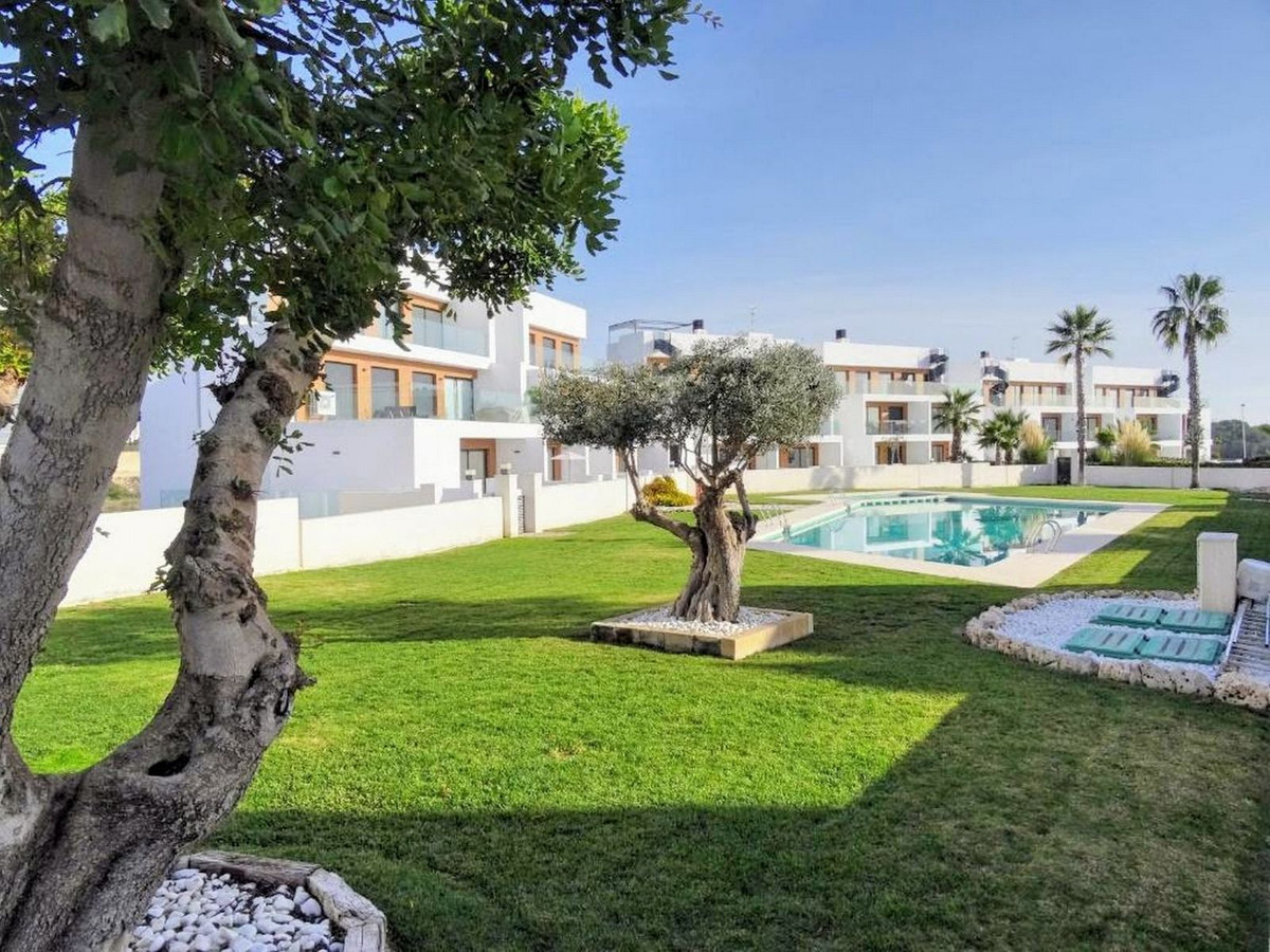 2 Bed Apartment for sale in Villamartin Costa Blanca, Alicante, Spain