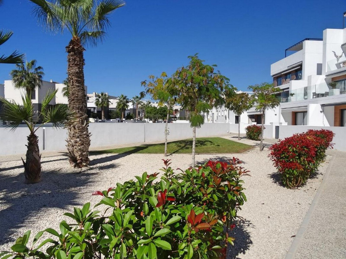 2 Bed Apartment for sale in Villamartin Costa Blanca, Alicante, Spain