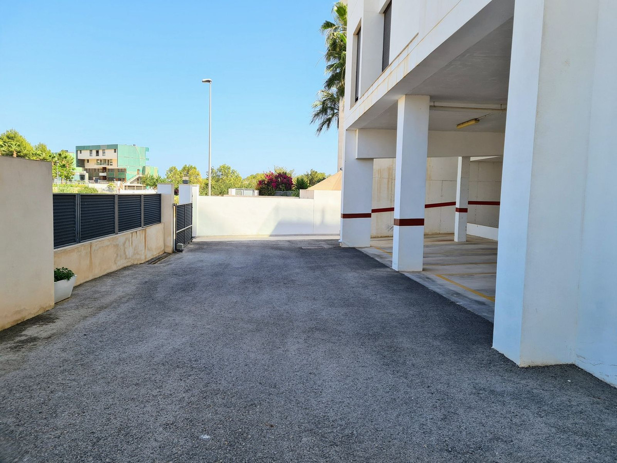 2 Bed Apartment for sale in Villamartin Costa Blanca, Alicante, Spain
