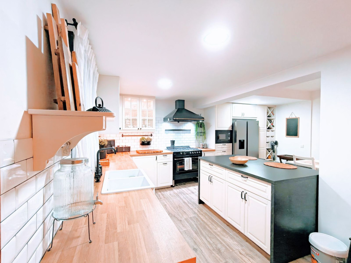 Se vende Villa - Chalet de 2 dormitorios en Costa Del Sol, Málaga, España