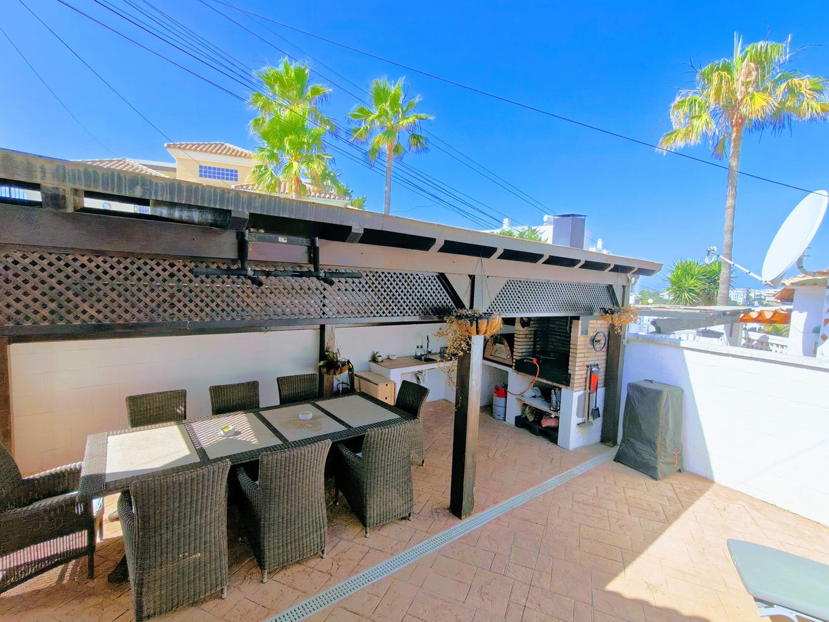 Se vende Villa - Chalet de 2 dormitorios en Costa Del Sol, Málaga, España