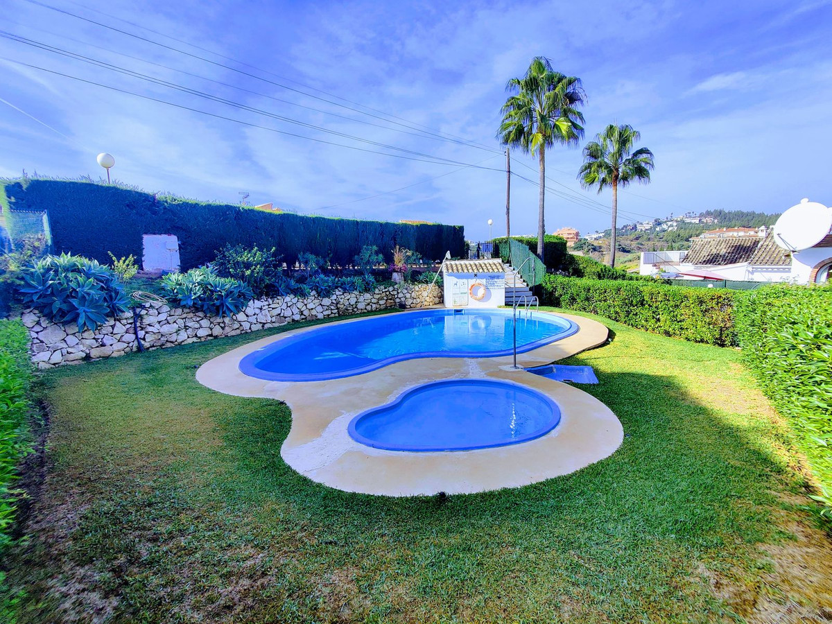 Se vende Villa - Chalet de 2 dormitorios en Costa Del Sol, Málaga, España