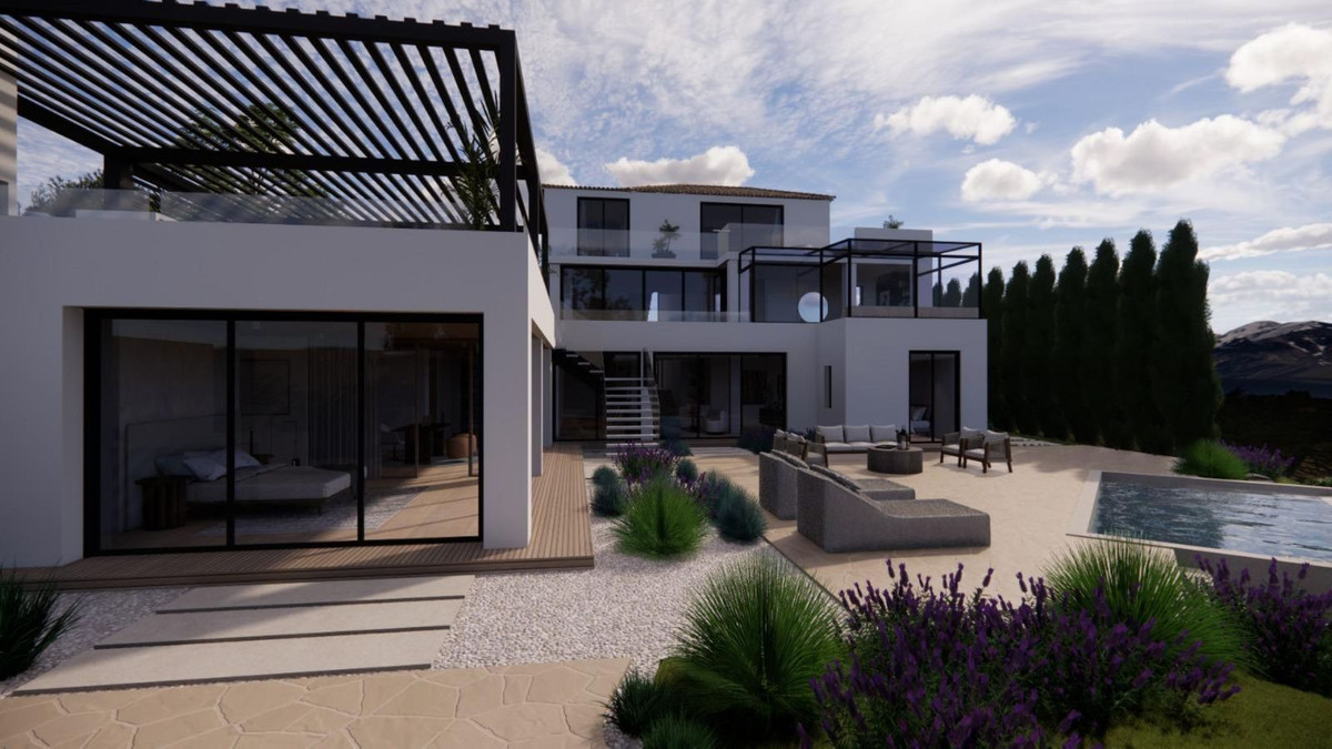 7 Bed Townhouse for sale in Nueva Andalucía Costa Del Sol, Málaga, Spain