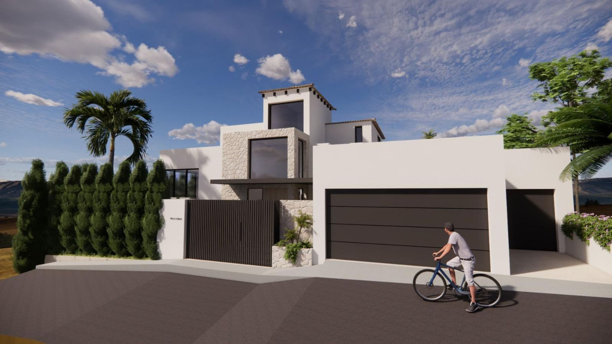 7 Bed Townhouse for sale in Nueva Andalucía Costa Del Sol, Málaga, Spain