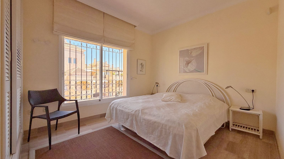 4 Bed Apartment for sale in Elviria Costa Del Sol, Málaga, Spain
