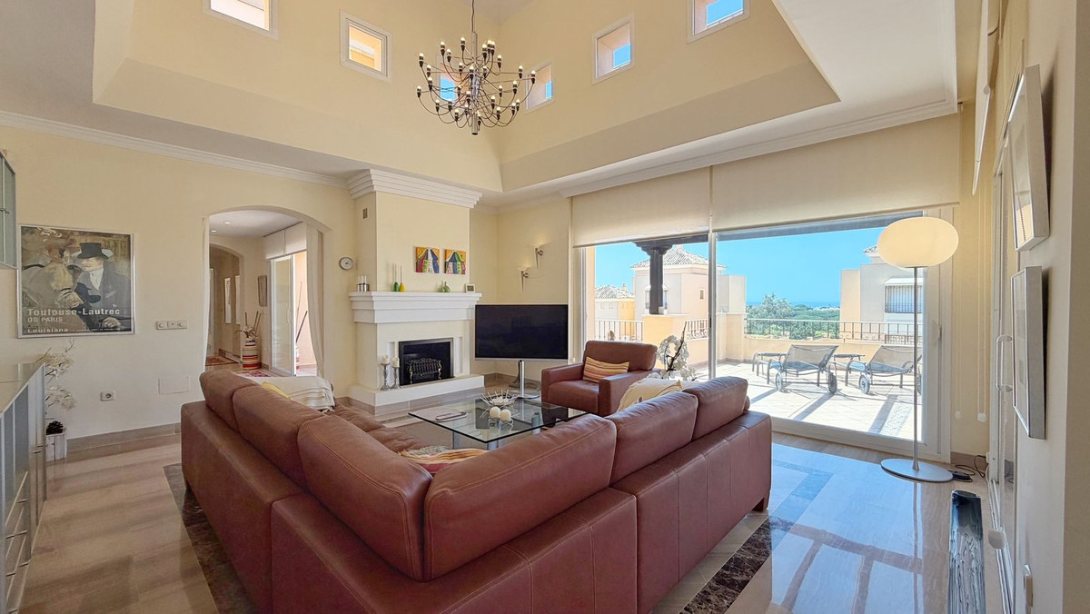 4 Bed Apartment for sale in Elviria Costa Del Sol, Málaga, Spain