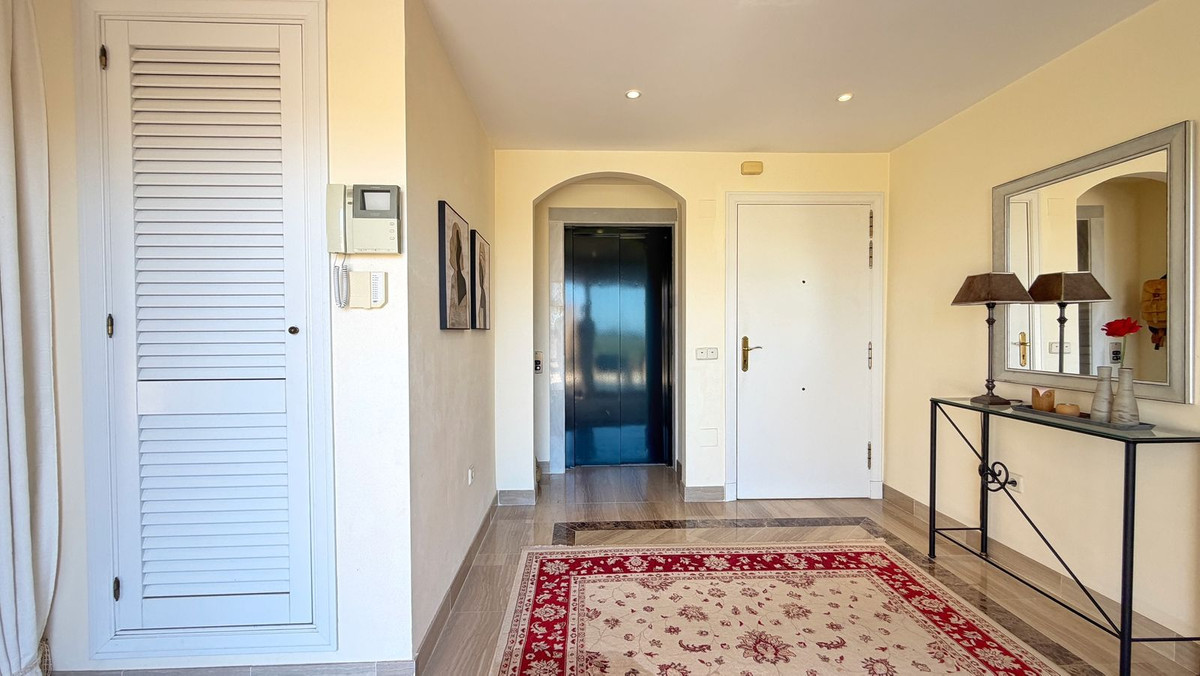 4 Bed Apartment for sale in Elviria Costa Del Sol, Málaga, Spain